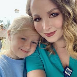 Meet your Posher, Michaela